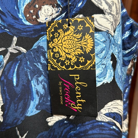 Plenty Frock! By Tracy Reese Blue & Cream Sheath Dress with Ruffle hem - Small - Picture 6 of 7